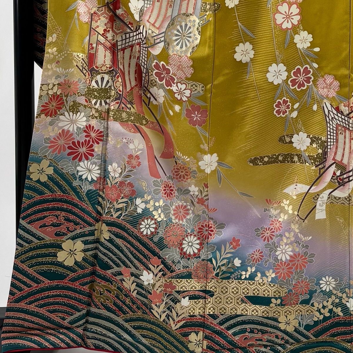 振袖 身丈165 cm 裄丈65 5 M 袷 枝垂れ桜 御所車 金彩 染め分け 黄土色 正絹 名品