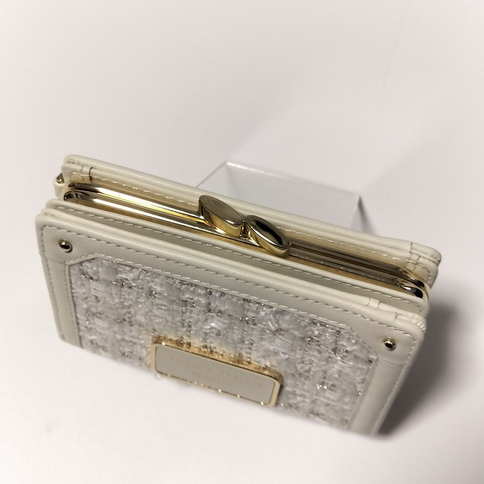 極美品】Samantha Thavasa 2025 冬の新作 ファンシー ツイード 口金 折
