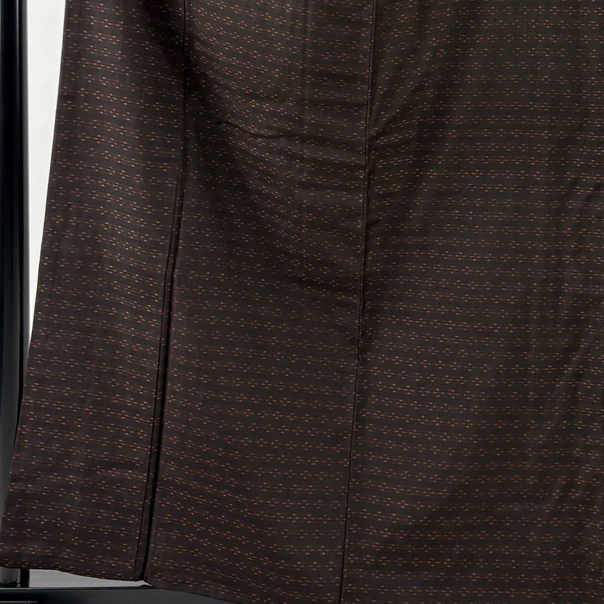 紬 身丈160 cm 裄丈67 M 袷 幾何学 焦茶色 正絹 名品
