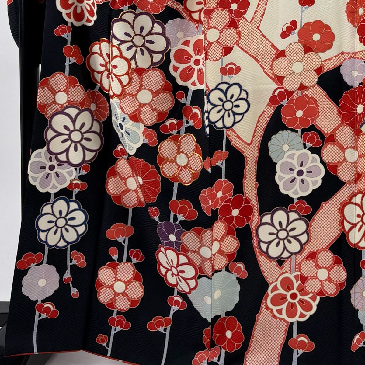 振袖 身丈165 cm 裄丈71 L 袷 枝梅 金糸 金彩 黒 正絹 名品