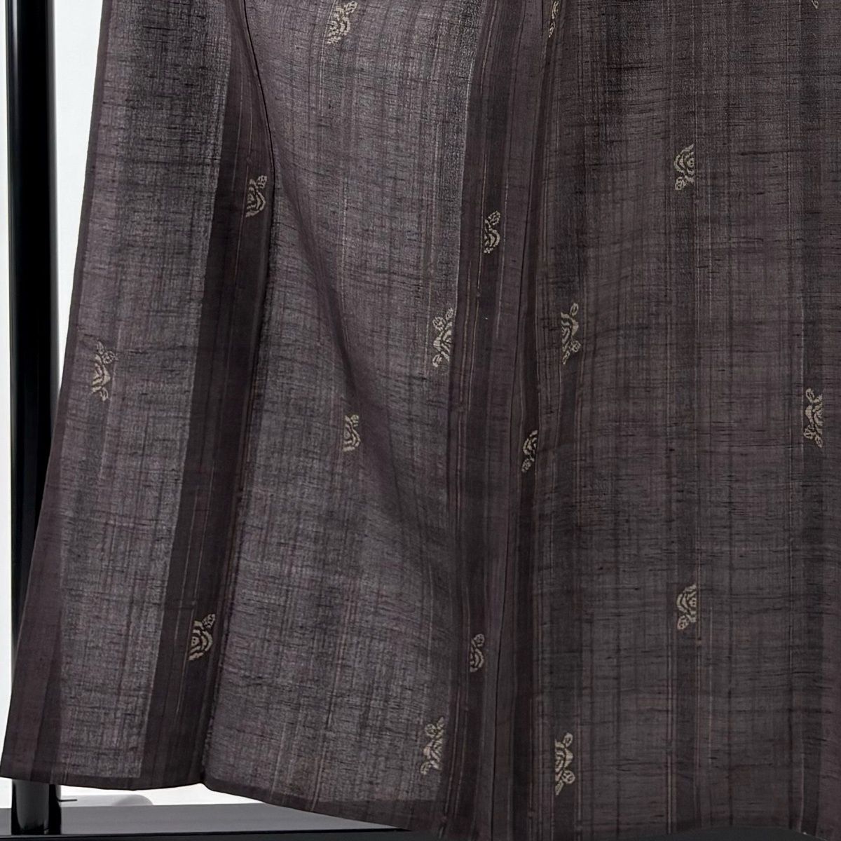 紬 身丈156 cm 裄丈64 5 M 単衣 草花 縞 茶紫 正絹 名品