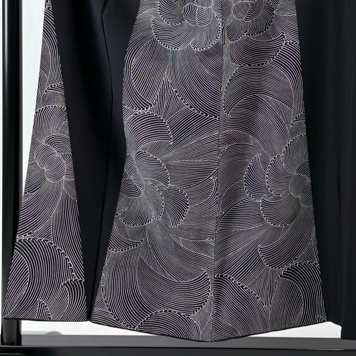 付下げ 身丈151 cm 裄丈64 M 袷 落款 花 黒 正絹 名品