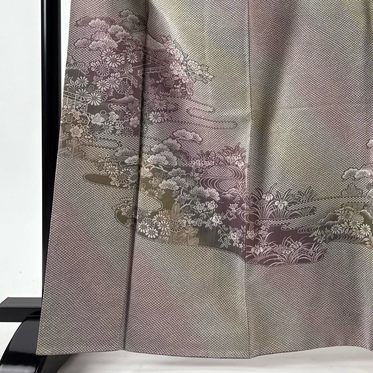 付下げ 身丈165 cm 裄丈65 M 袷 建物 松梅 ぼかし 赤紫 正絹 名品