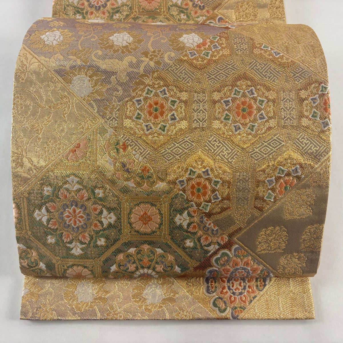 美品】 袋帯 秀品 華文 花唐草 金糸 箔 金色 六通 正絹 【中古