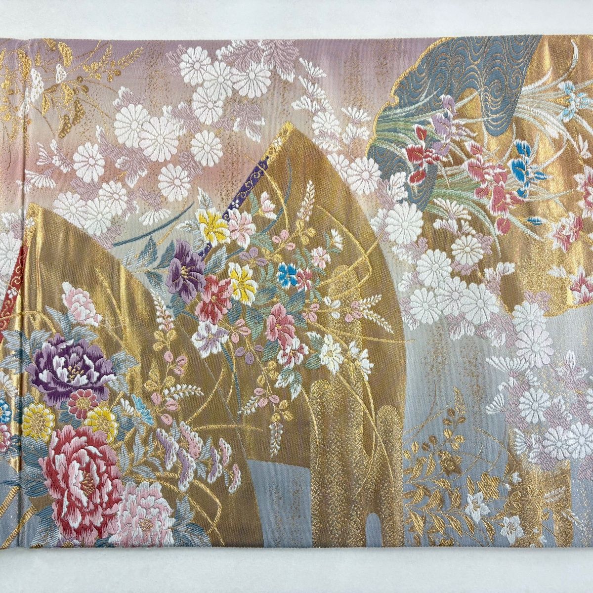正絹 六通袋帯【刺繍 花々 雪輪】 美品】 袋帯 秀品 草花 雪輪 刺繍 箔 灰色 六通 正絹 【中古】 - メルカリ