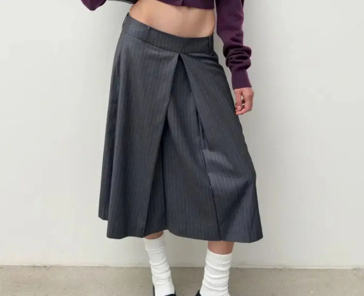 DIAGONAL ローライズ ミディスカート グレー