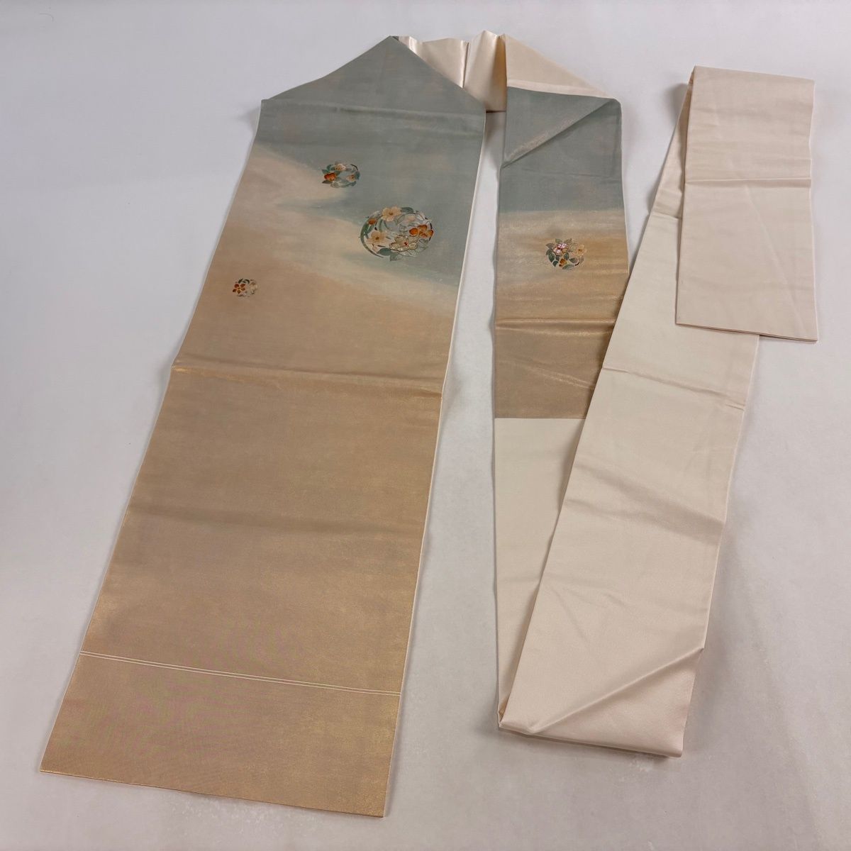  名古屋帯 秀品 花丸文 霞 箔 螺鈿 灰緑 正絹 名古屋帯 帯