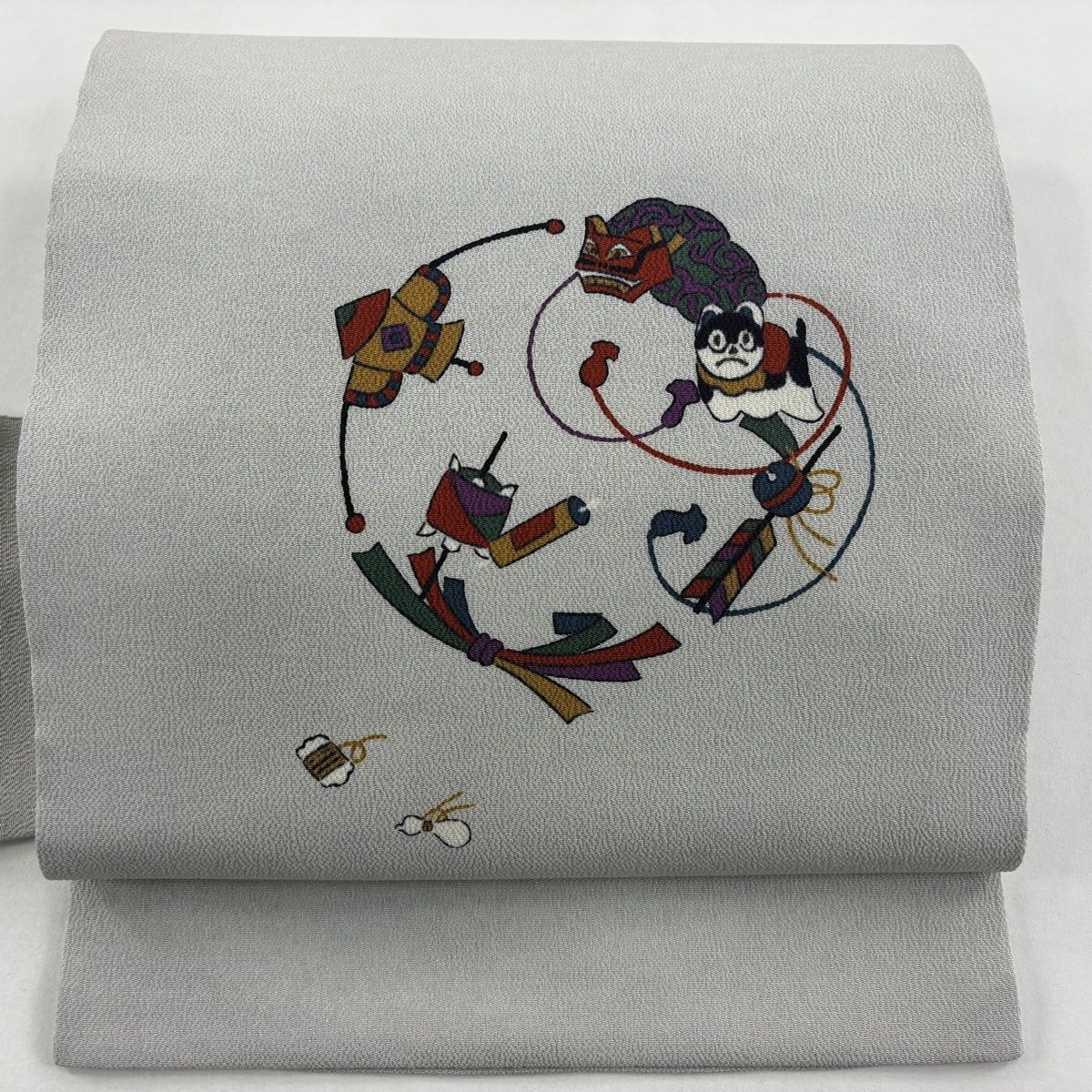 名古屋帯 秀品 玩具 狛犬 縮緬 灰色 正絹