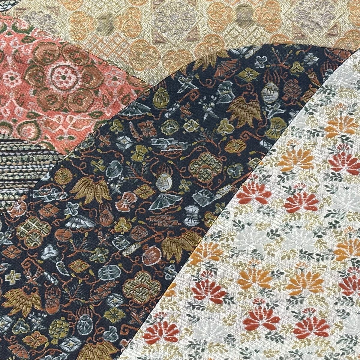 名古屋帯 秀品 宝尽くし 縞 切嵌 金糸 金色 正絹