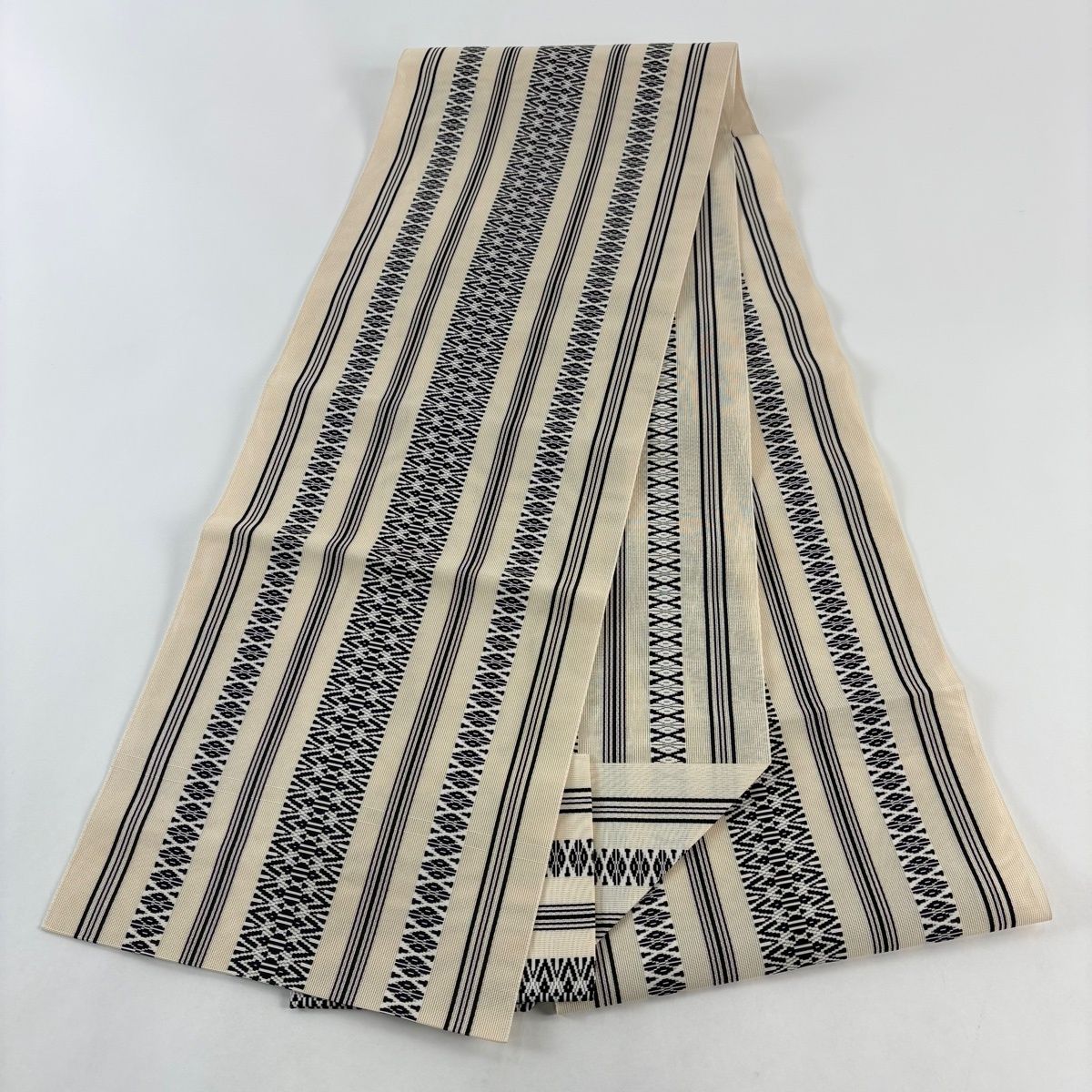  名古屋帯 秀品 夏帯 八寸名古屋帯 松葉仕立て 献上柄 ベージュ 正絹 名古屋帯 帯