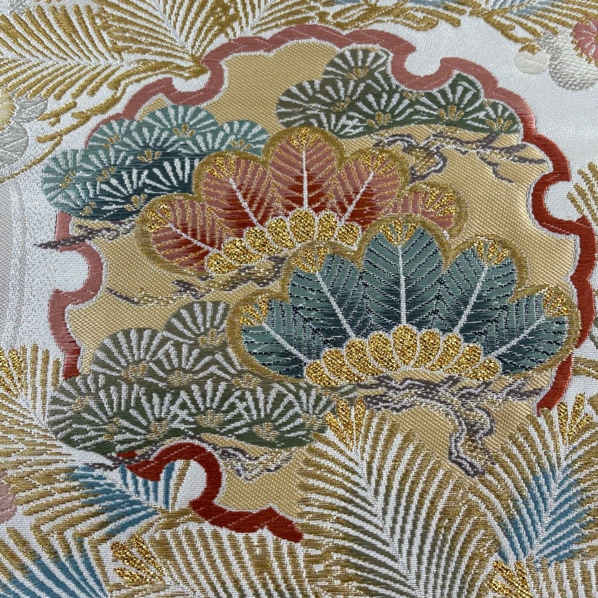 袋帯 秀品 落款 流水雪輪松映文 唐織 箔 銀色 六通 正絹