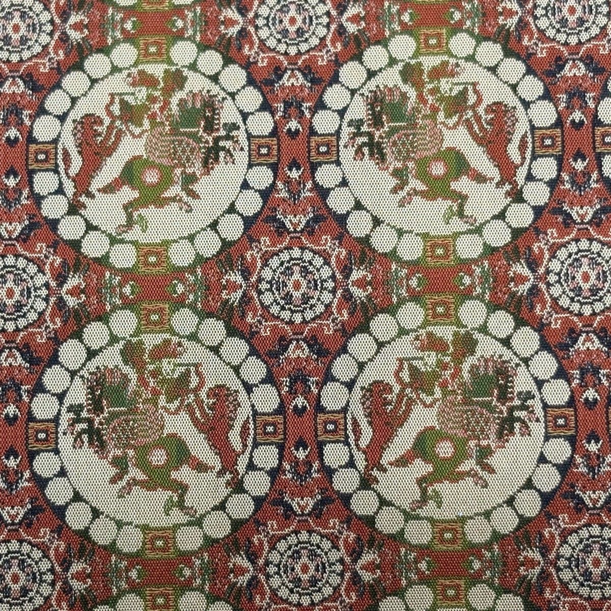 連珠獅子狩文錦