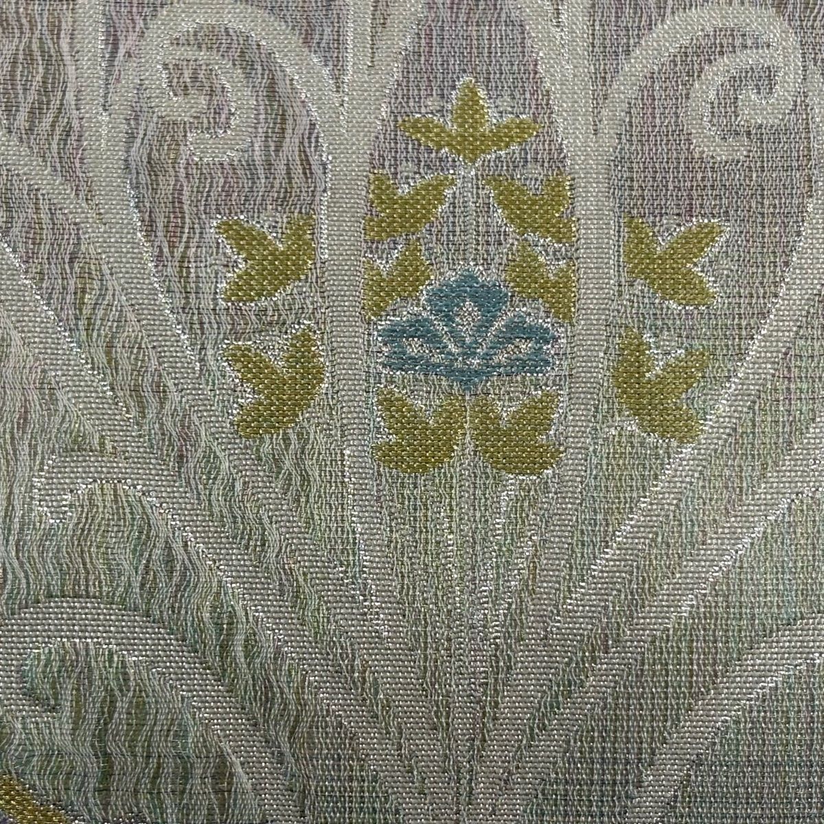 袋帯 名品 やまと リバーシブル 草花 花唐草 金銀糸 箔 薄緑 お太鼓柄 正絹