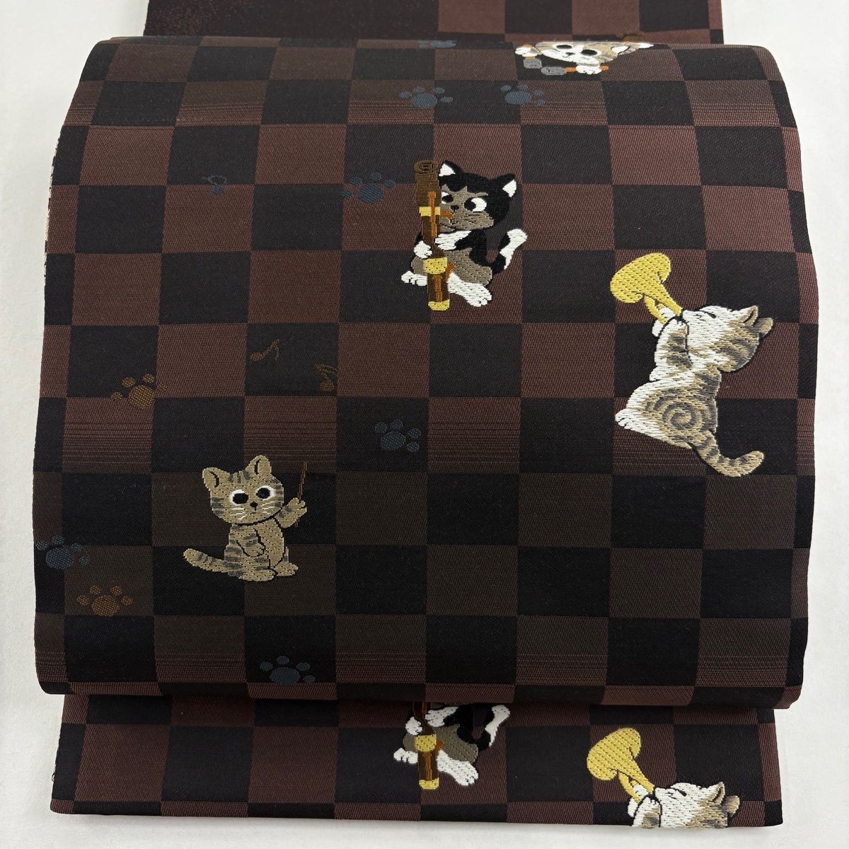 袋帯 想屋 落款 手先二通り 猫の音楽会 桜 唐織 茶紫 お太鼓柄 正絹