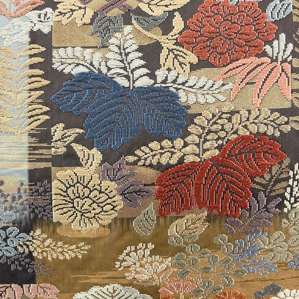 美品】 袋帯 名品 関西仕立て 草花 霞 箔 金銀糸 山吹茶色 六通 正絹