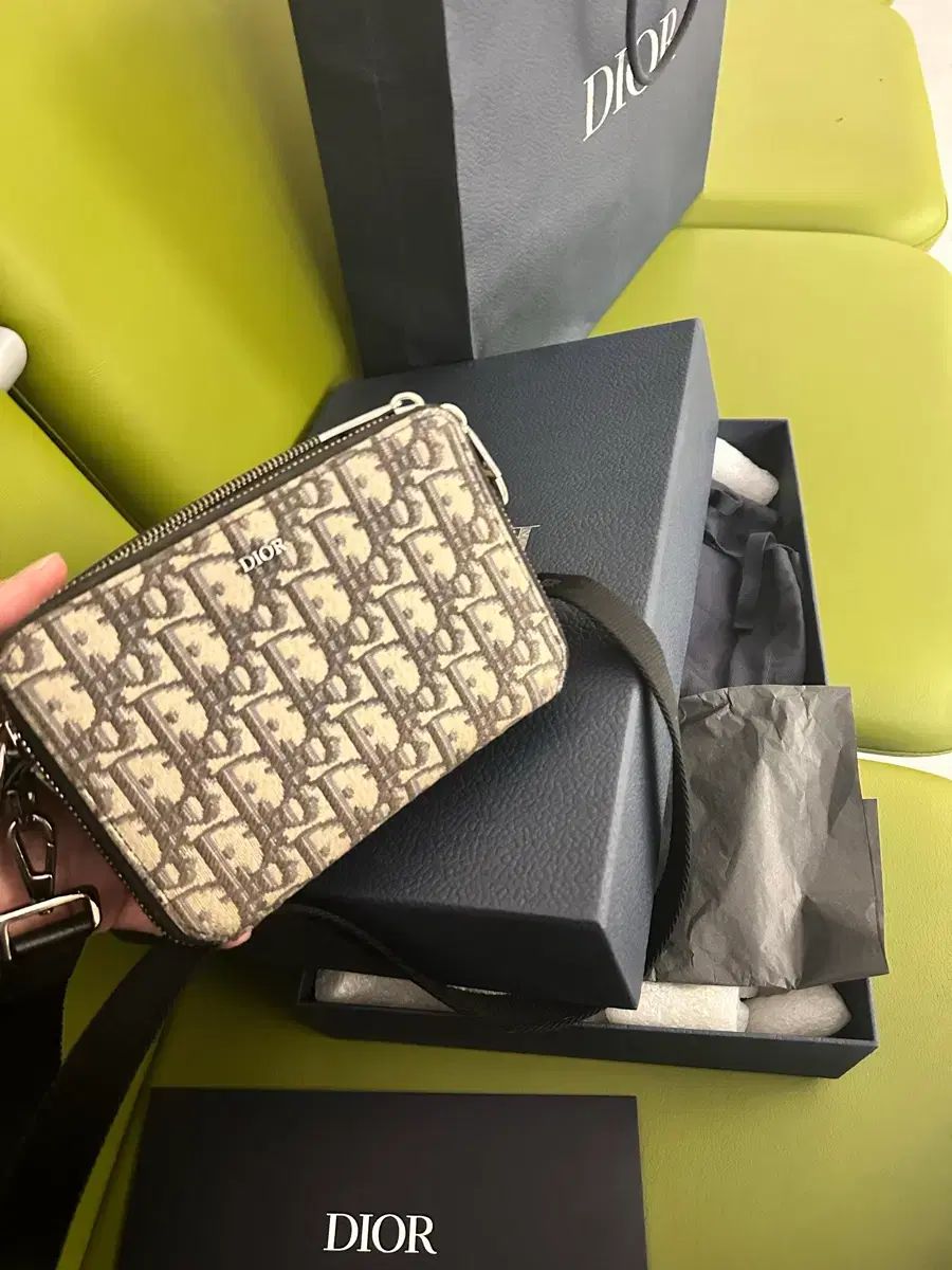 ディオール オブリーク ジャカード メッセンジャーバッグ