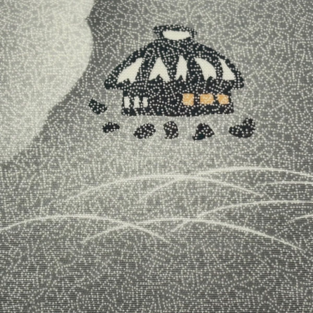 名古屋帯 名品 落款 うさぎ 雪輪 ぼかし 灰色 正絹