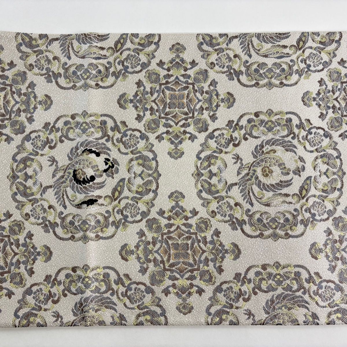 美品】 袋帯 名品 花鳥 華文 金銀糸 灰色 お太鼓柄 正絹 【中古