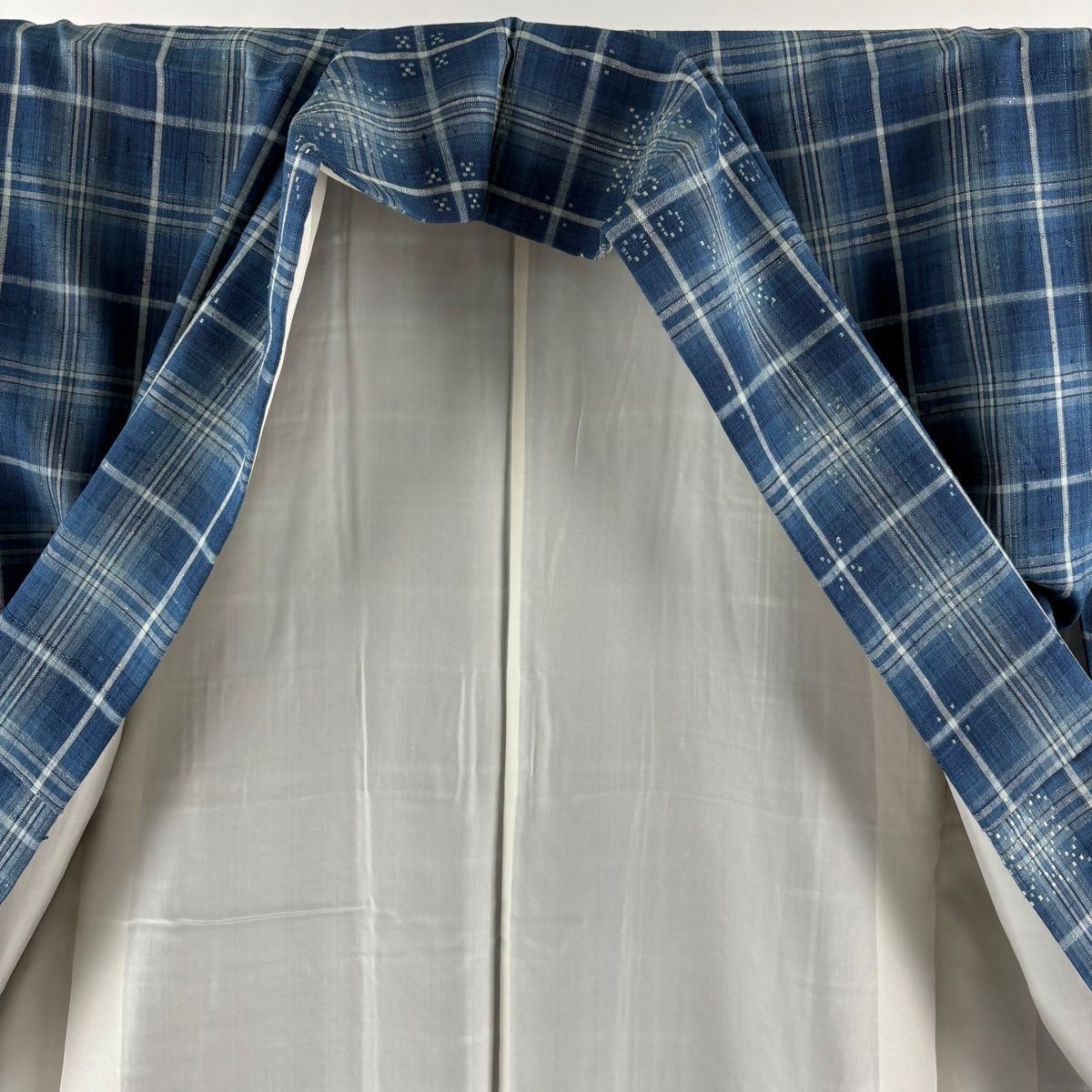  付下げ 身丈159 cm 裄丈62 5 S 袷 紬地 格子 幾何学模様 藍色 正絹 訪問着 付け下げ 着物