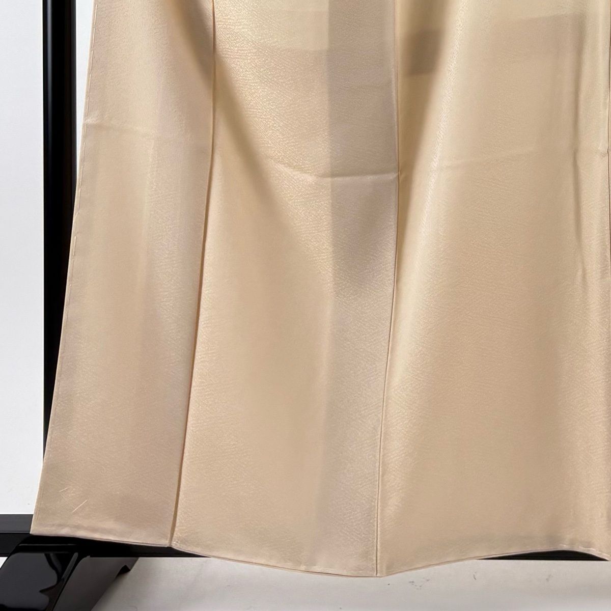 色無地 身丈158 cm 裄丈63 S 袷 二代目 久保田一竹 落款 地紋 ベージュ 正絹 一つ紋