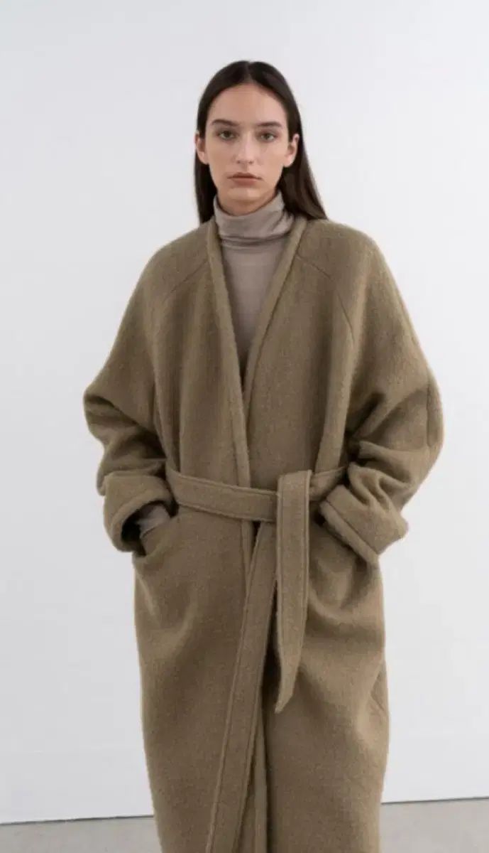 INSILENCE ウィメンズ カラーレス アルパカ ローブ コート グレー