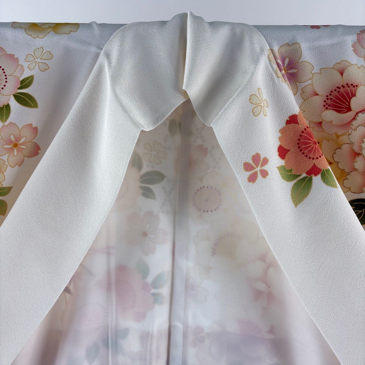  振袖 身丈167 cm 裄丈66 5 M 袷 袋帯フルセット 手鞠 牡丹 金糸 金彩 灰白 正絹 名品 振袖 着物