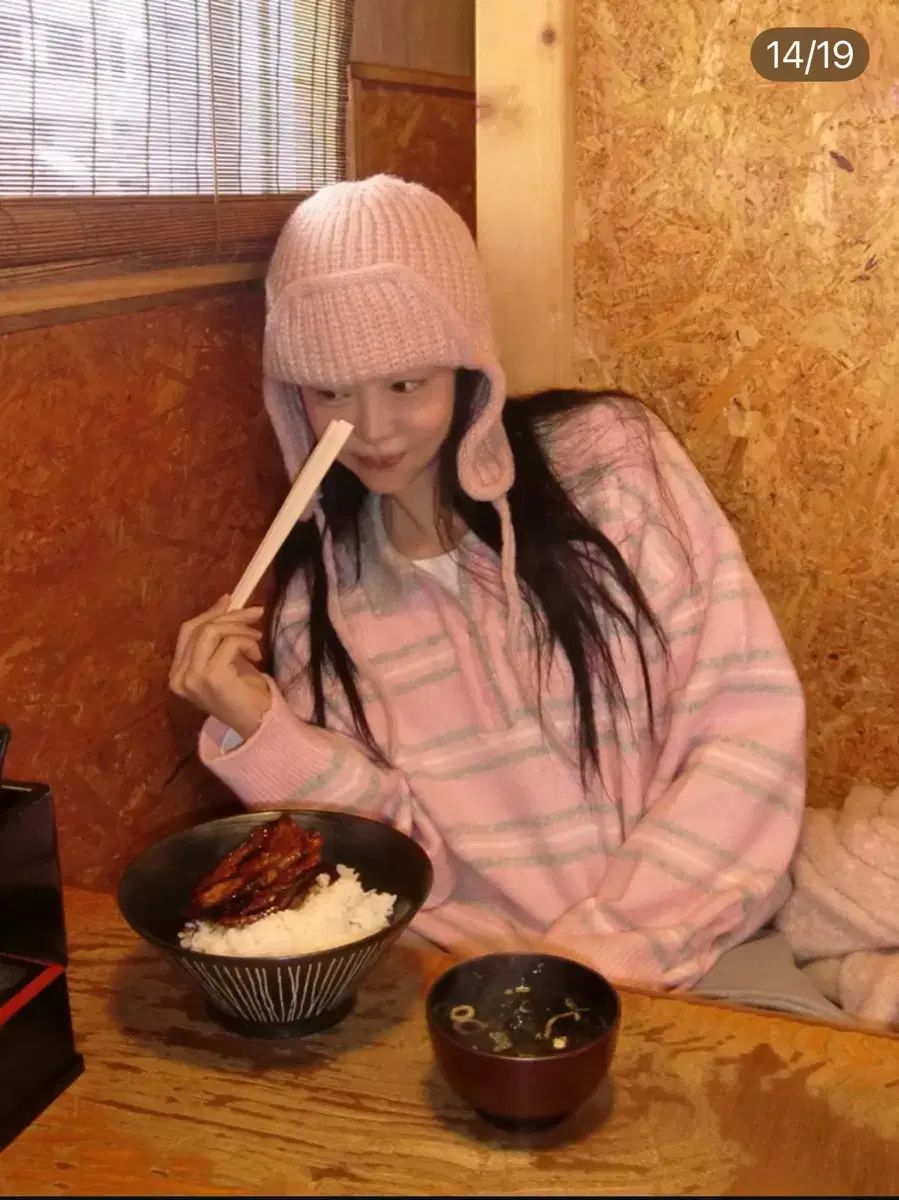 モコブリング ピンク カラ ニット ニット帽