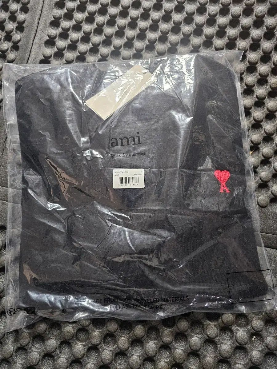 アミ スモール ハート ブラック スウェット S