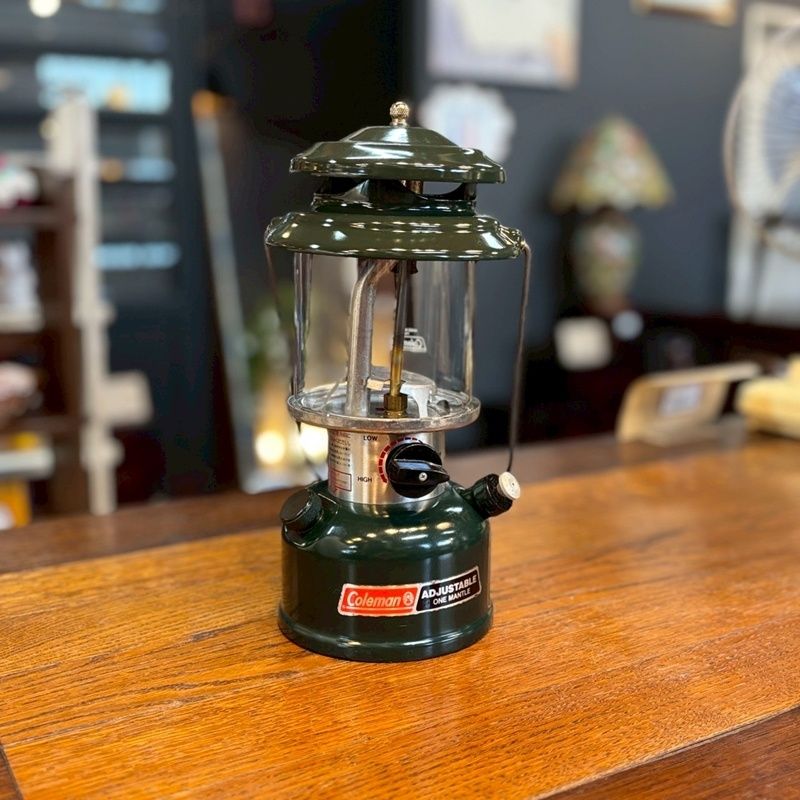 Coleman ガソリン・ワンマントル・ランタン 288A700　ケース付き Coleman 286 ・ 288 ADJUSTABLE ワンマントルランタン ケース付き