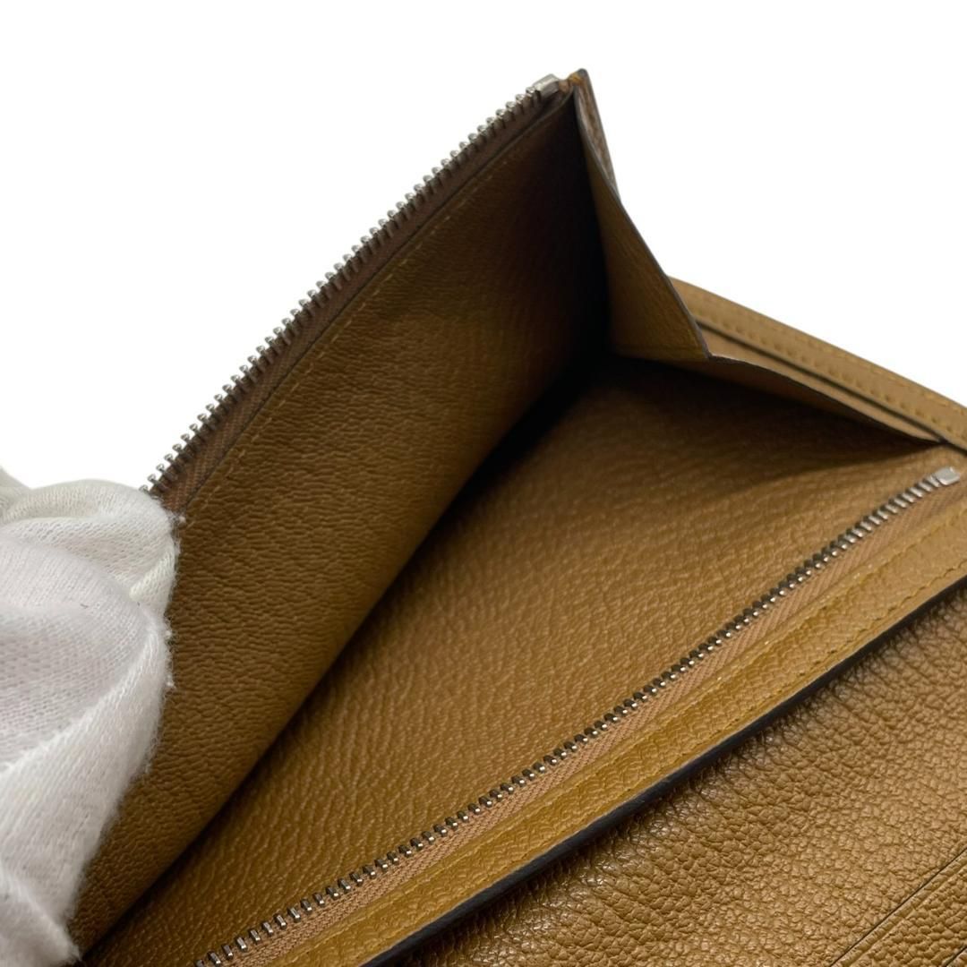 二つ折り長財布