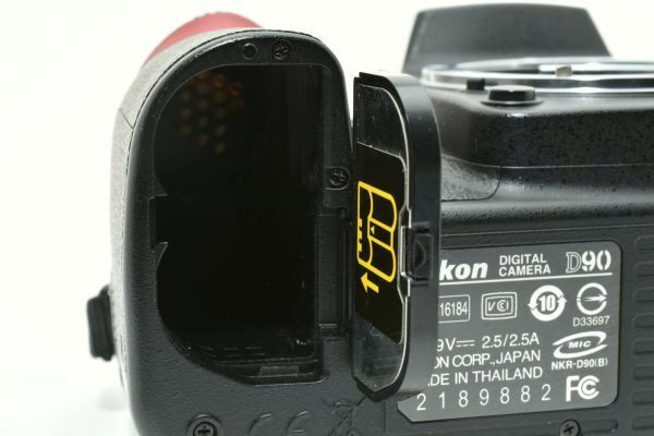 極美品｜Nikon D90 ショット数4,537 枚 デジタル一眼レフカメラ ボディ