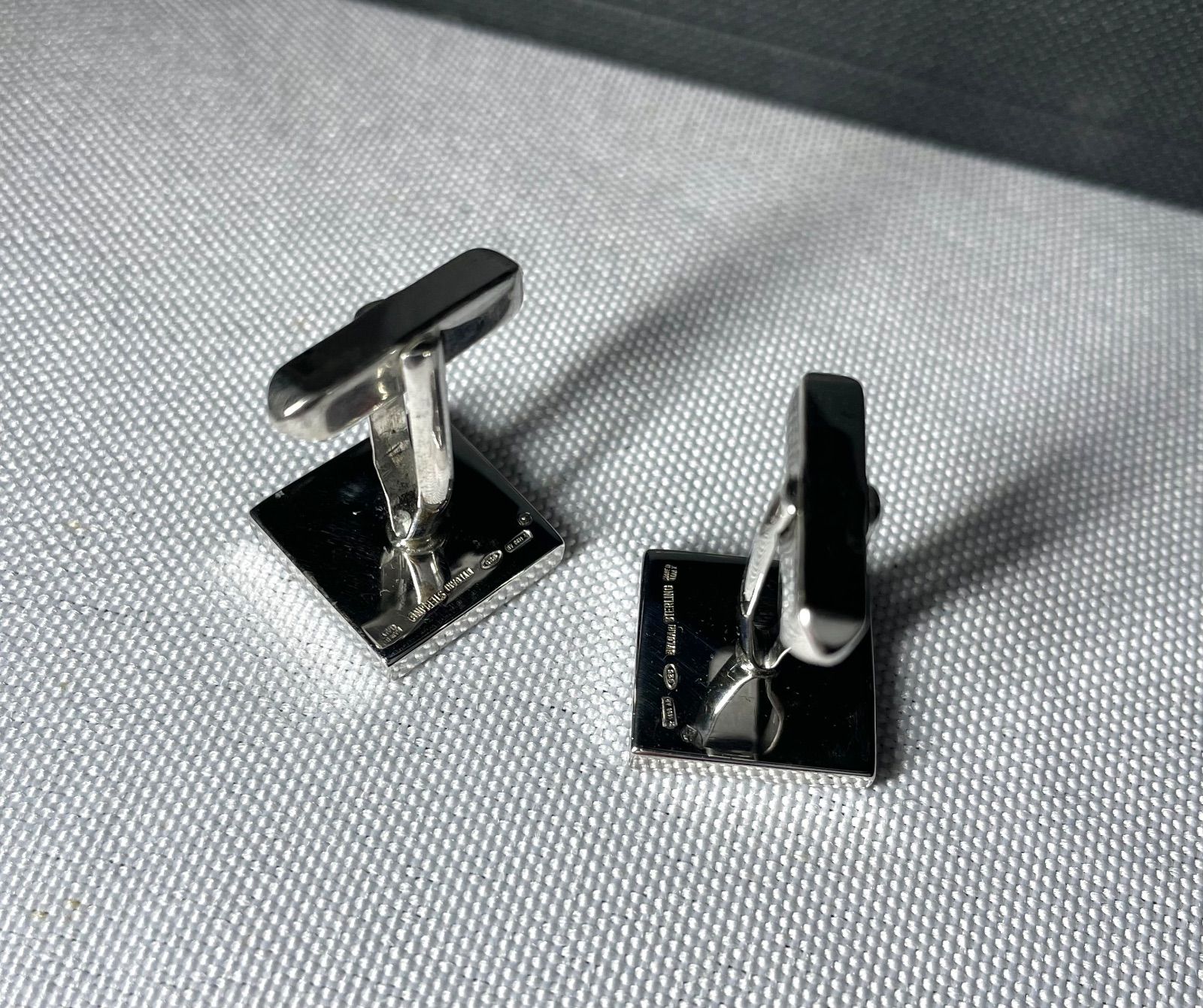 BVLGARI ブルガリ ブランドロゴブラックオニキス & 鏡面スターリング