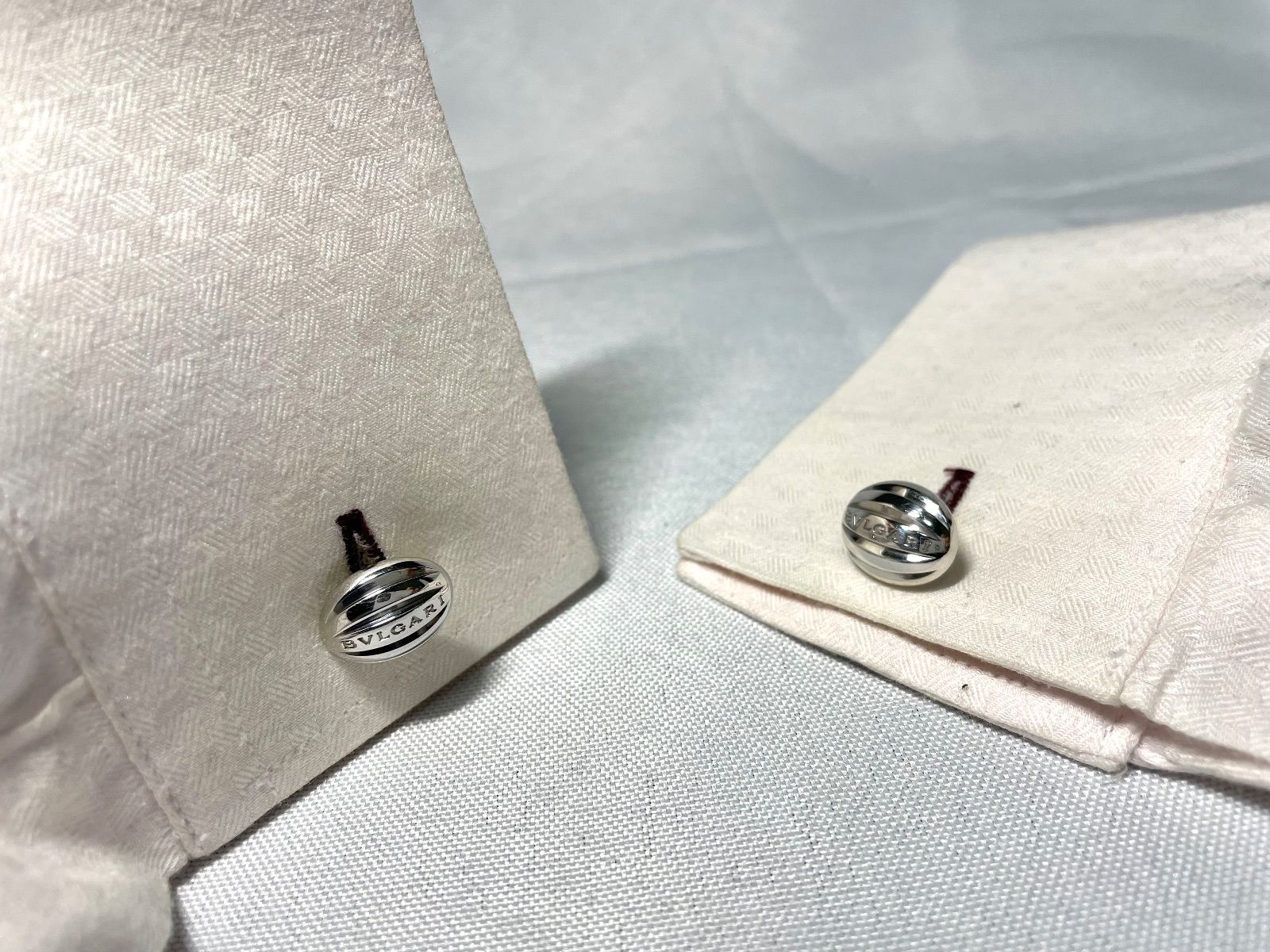 美品 BVLGARI ブルガリ ブランドロゴ文字 スターリングシルバー