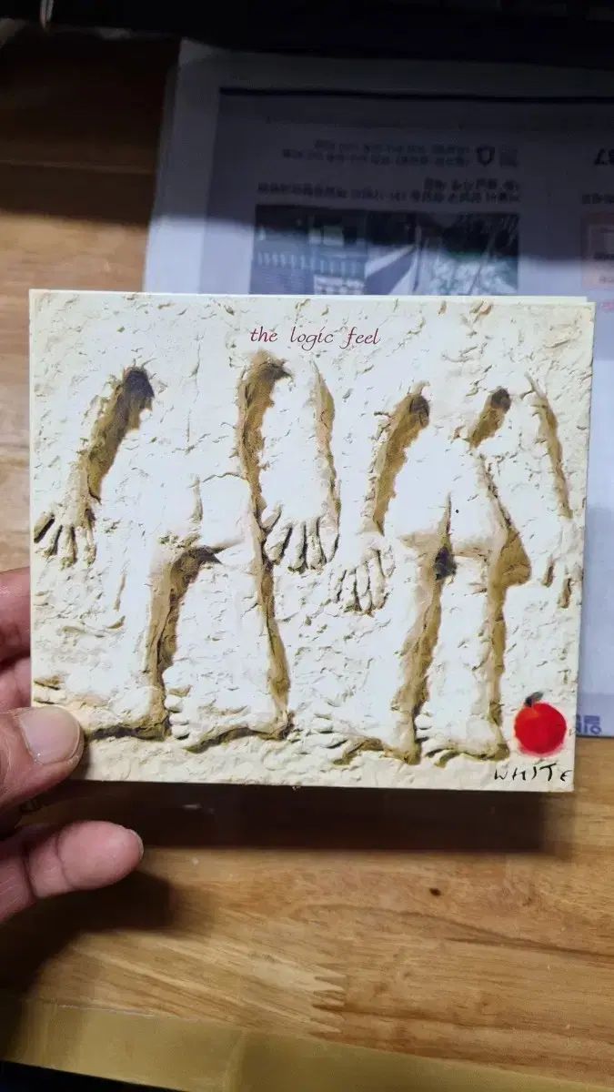 WHITE ザ ロジック フィル 白 2集 アルバム