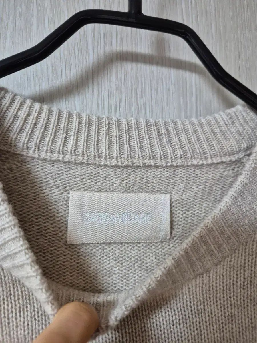 zadigザディグ&エヴォルテール　カシミア100% 雷　ニット　セーター. ZADIG&VOLTAIRE ザディグ・エ・ヴォルテール カシミア ニット - メルカリ