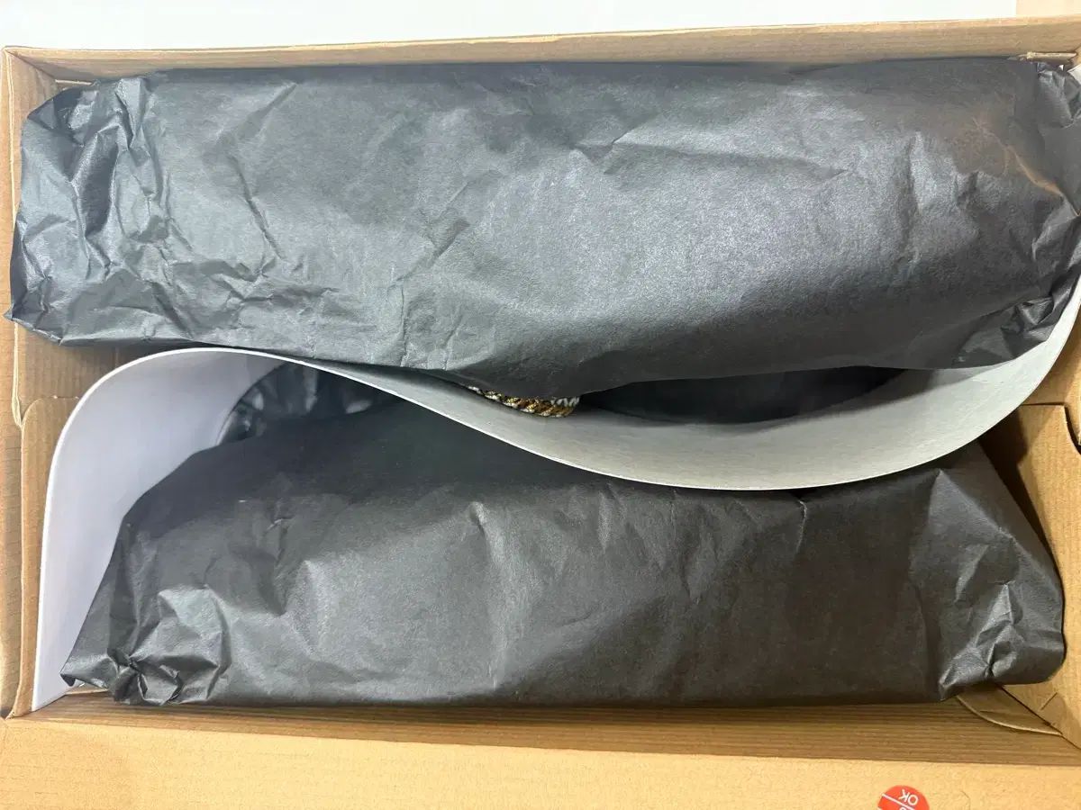 アグ タスマン 5950 CHE US 8 9 保証