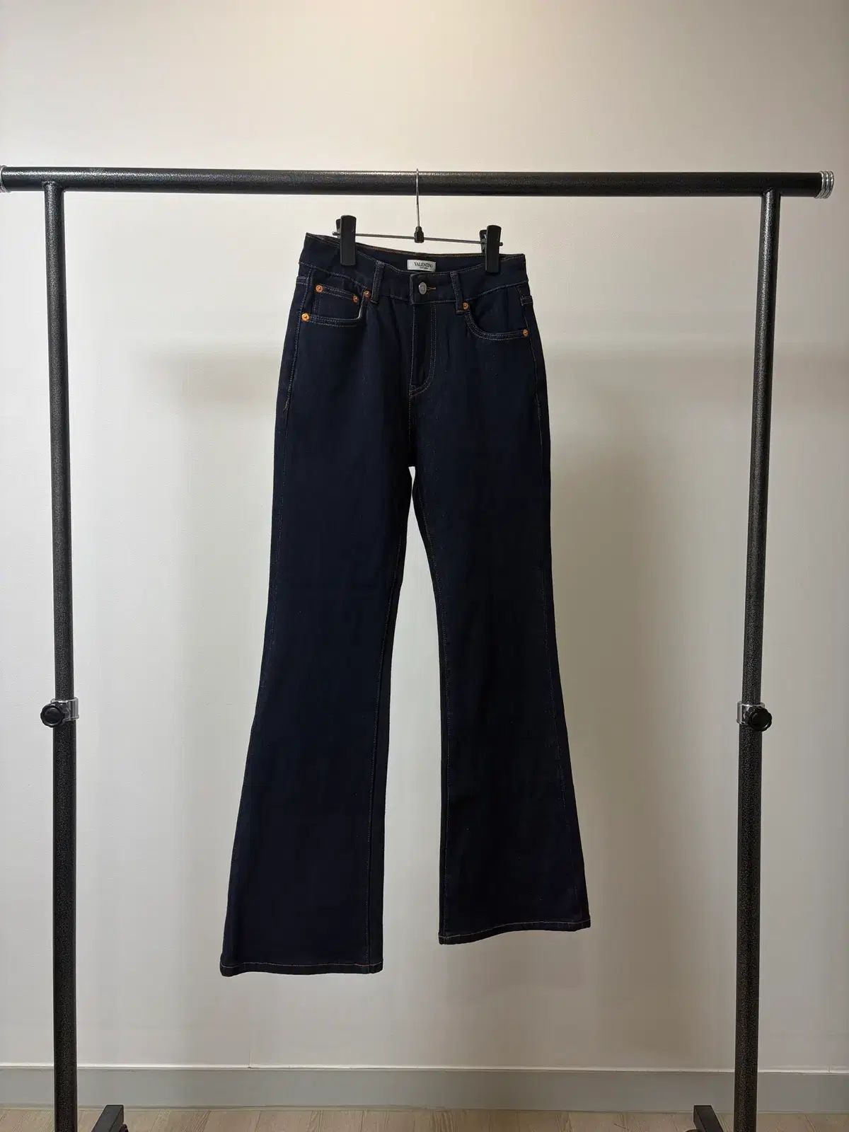 27 Valentino ヴァレンティノ 生デニム ブーツカット デニムパンツ