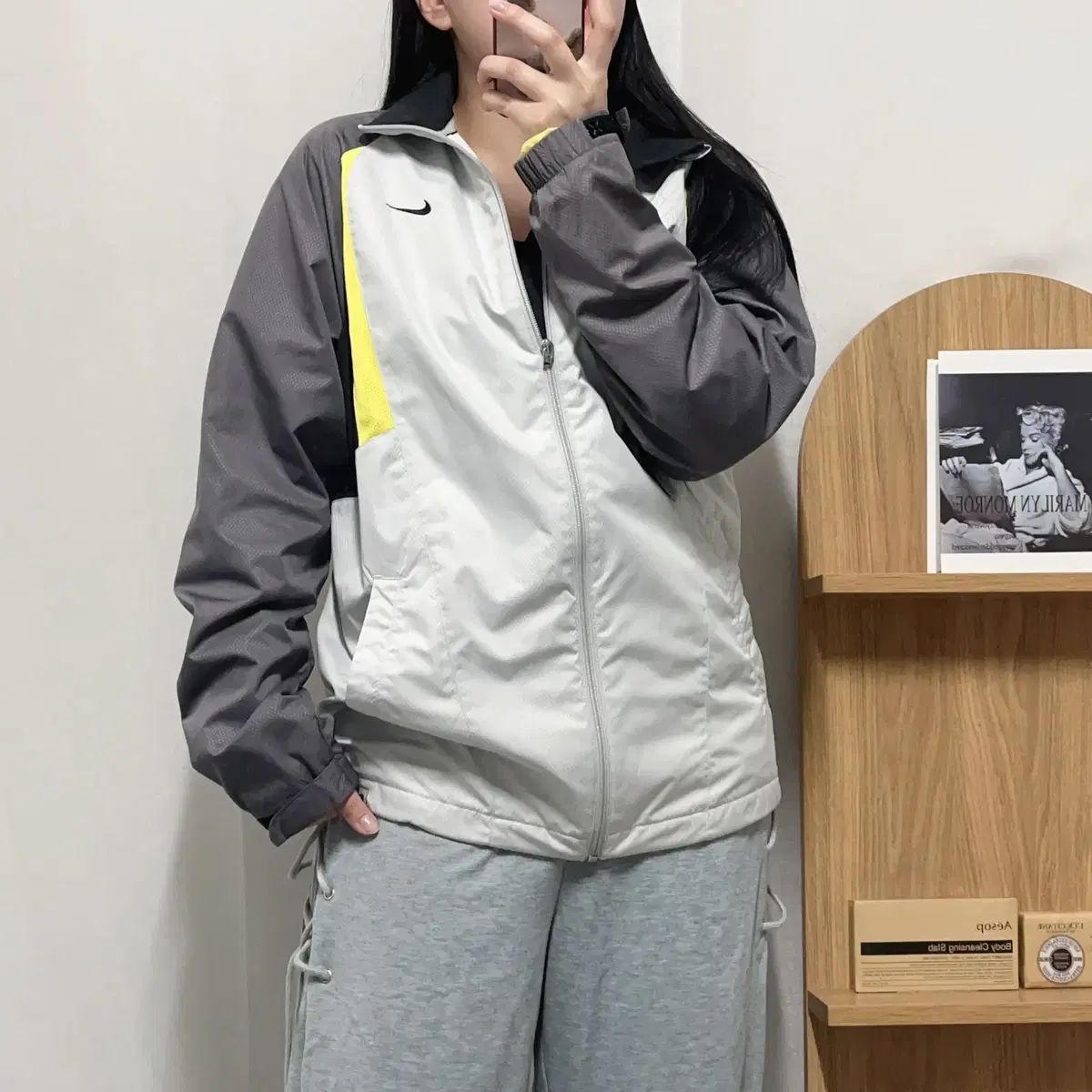 NIKE ナイキ グレー バイカラー ブラック スウッシュ ウィンドブレーカー M