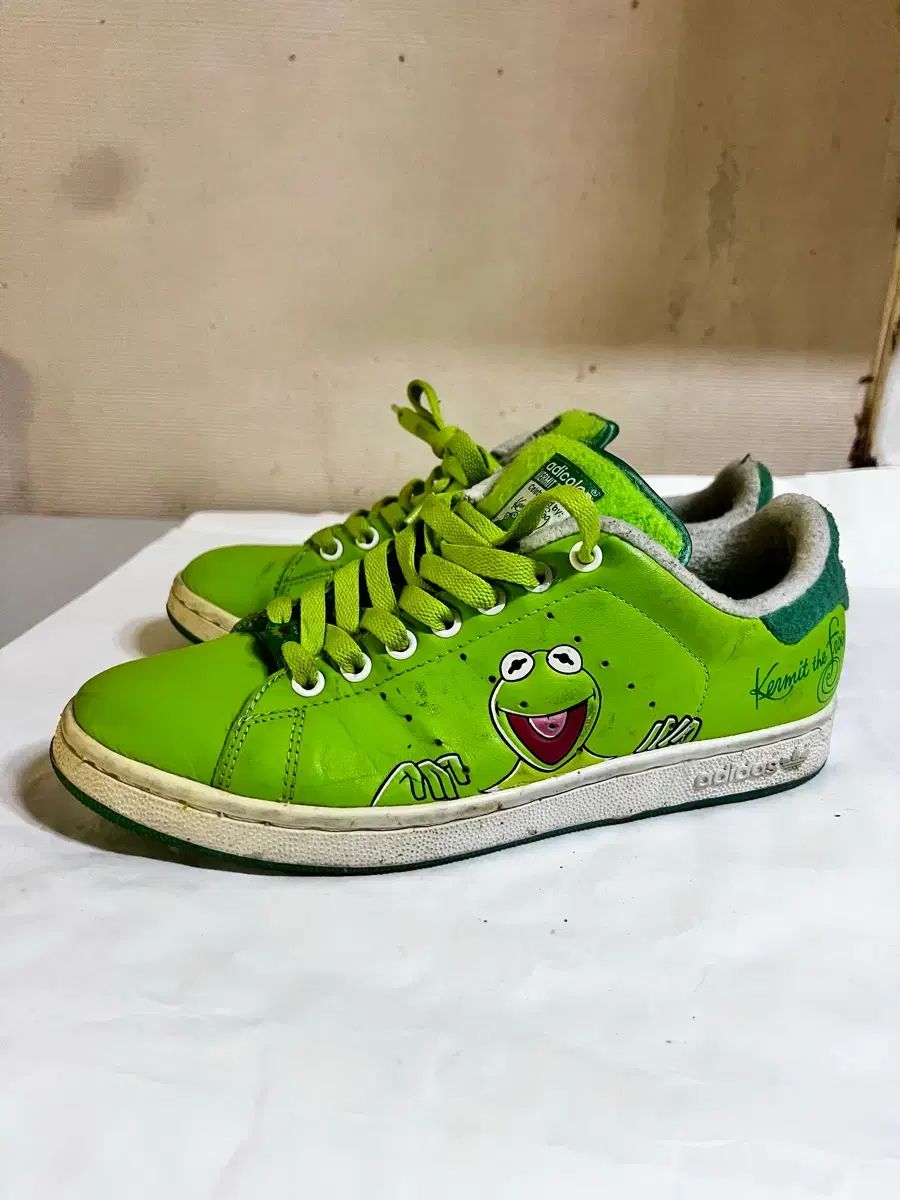 260 アディダス スタン スミス カーミット ザ ローグ