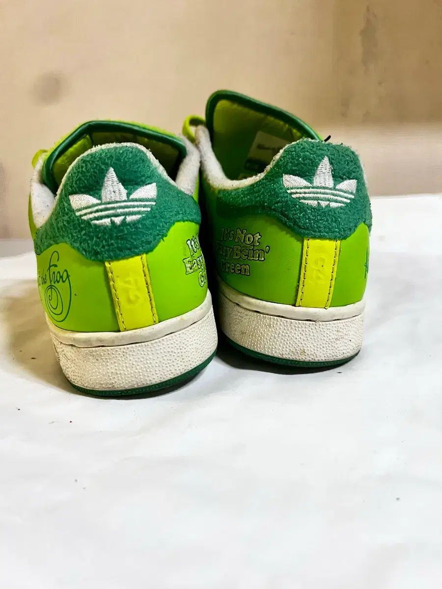 アディダス スタン