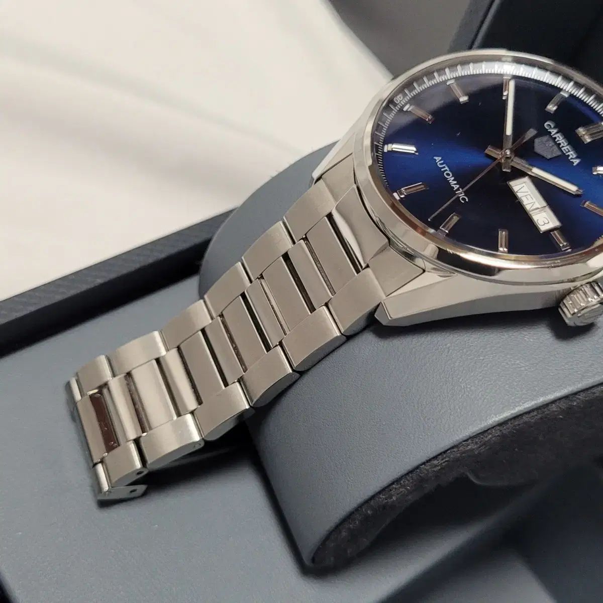 ホイヤー カレラ