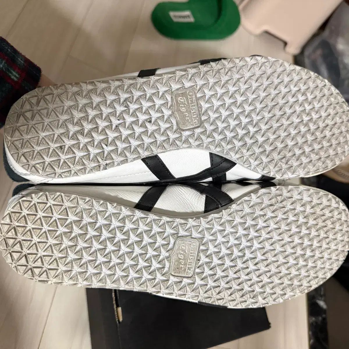  オニツカタイガー 멕시코66 白 ブラック スニーカー 靴