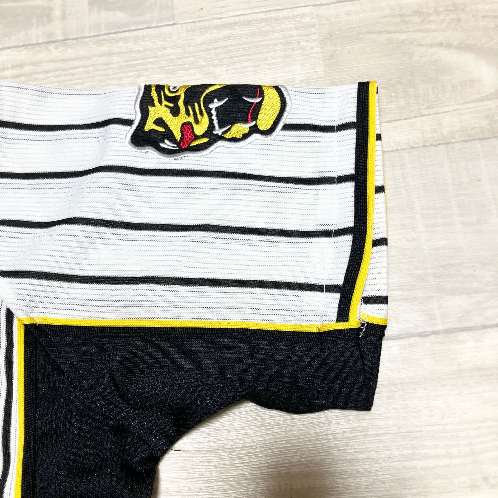 美品 廃盤 レア 阪神タイガース 背番号なし 刺繍 ホーム ユニフォーム