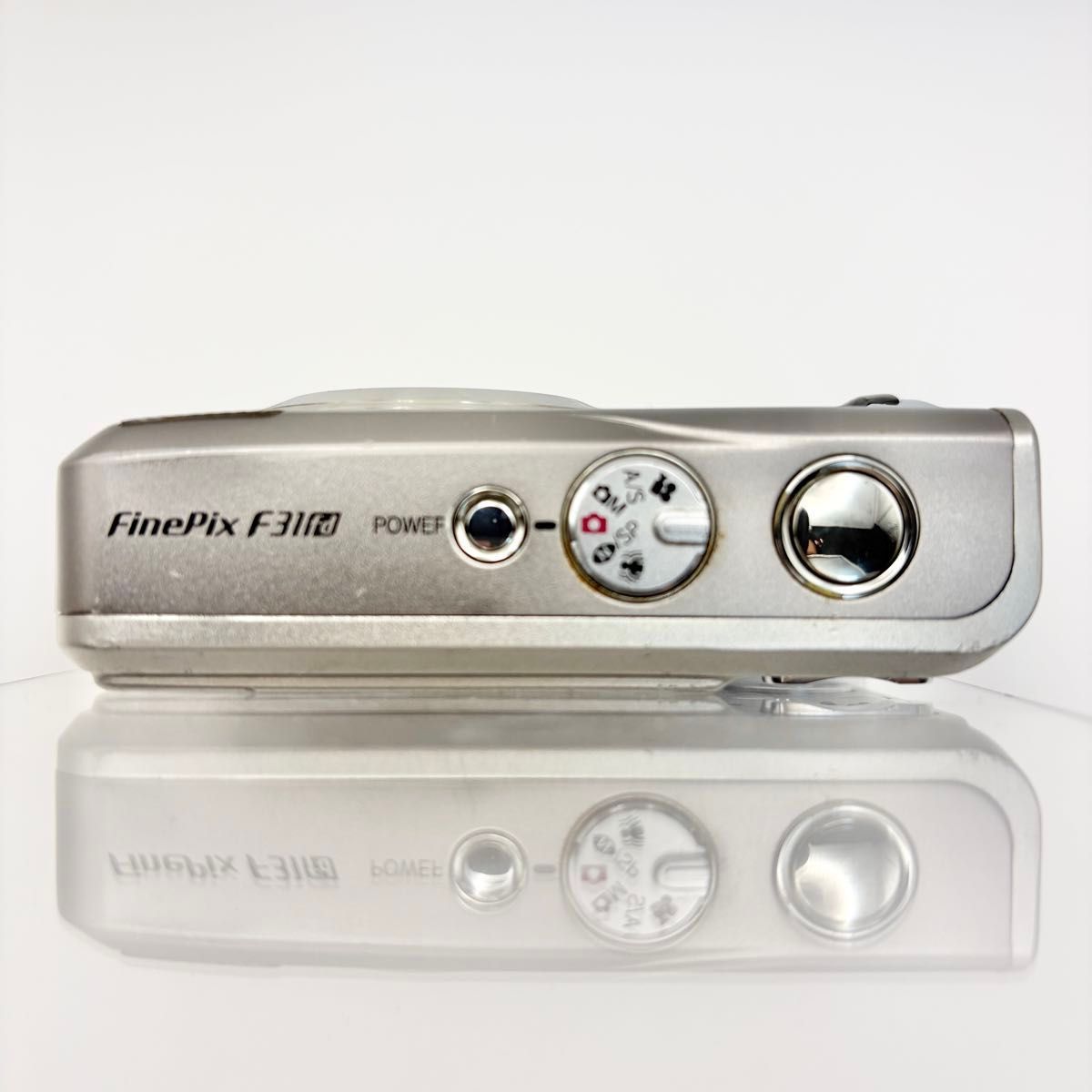 fd コンパクトデジタルカメラ