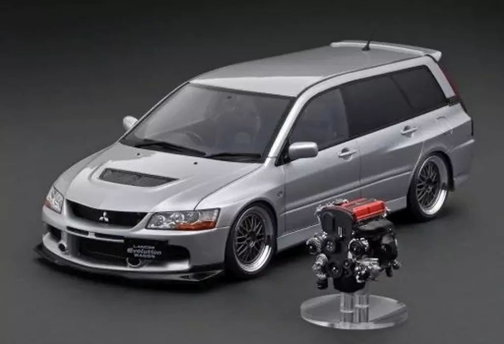 ミニカー 1 18 Mitsubishi Lancer Evolution Wagon CT 9 W シルバー With Engine IG 2769