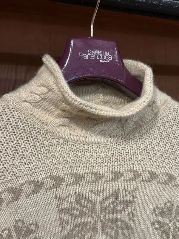 Ermenegildo Zegna(エルメネジルド ゼニア) カシミア タートルネック 