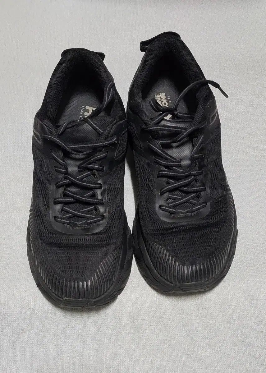 1 5 ホカ オネオネ ボンダイ オールブラック スニーカー