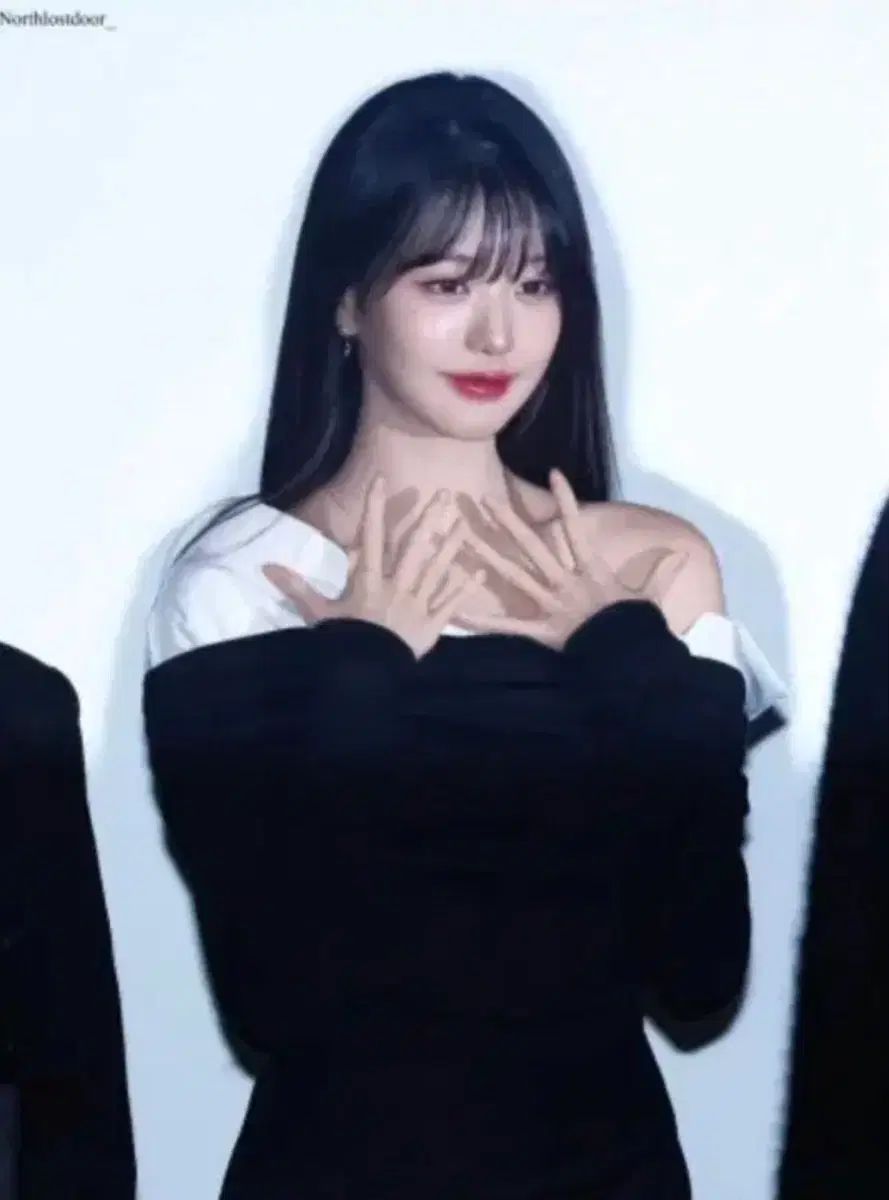 ウォニョン(WONYOUNG・チャンウォニョン) ノットユアローズ オフ