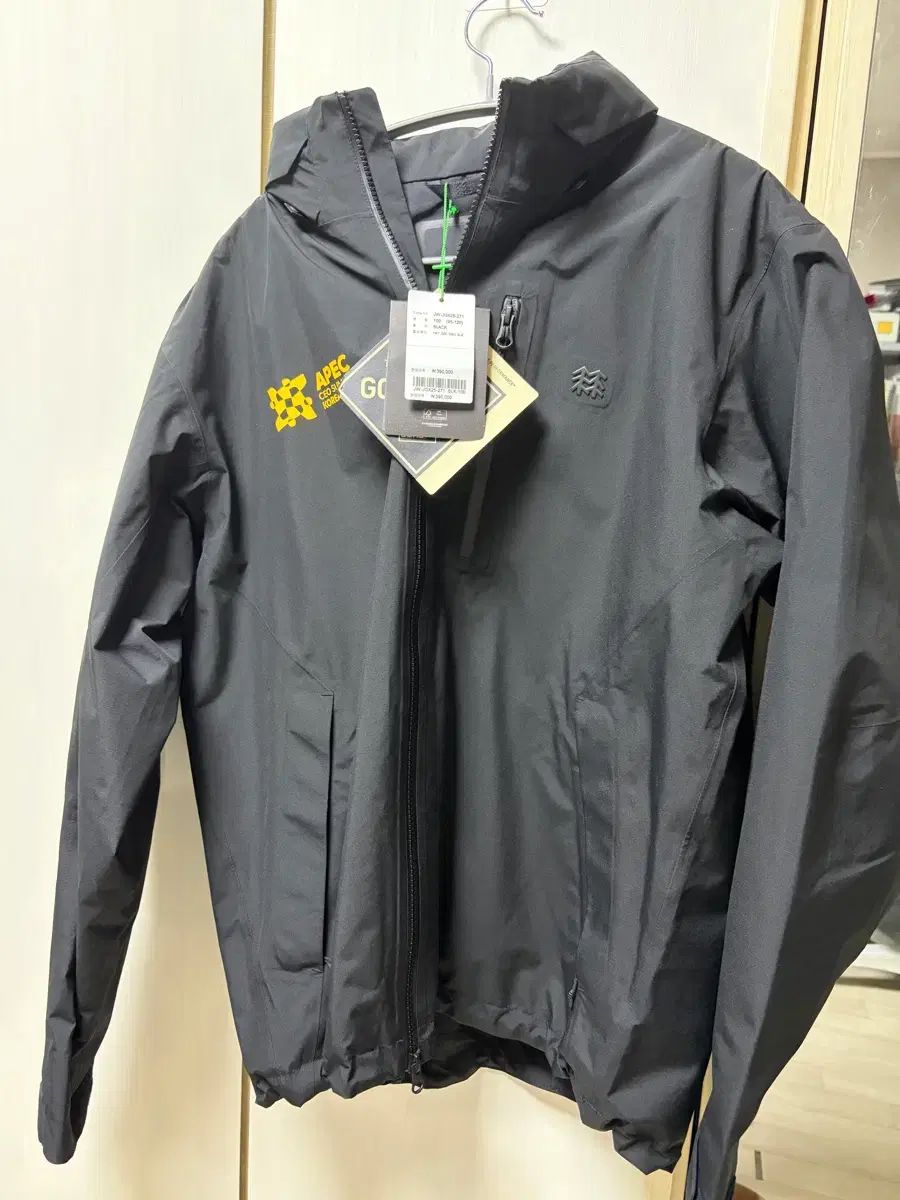 KOLON SPORT コーロンスポーツ 慶州 Gyeongju エ펙 GORE TEX ゴアテックス ジャケット ブラック 100