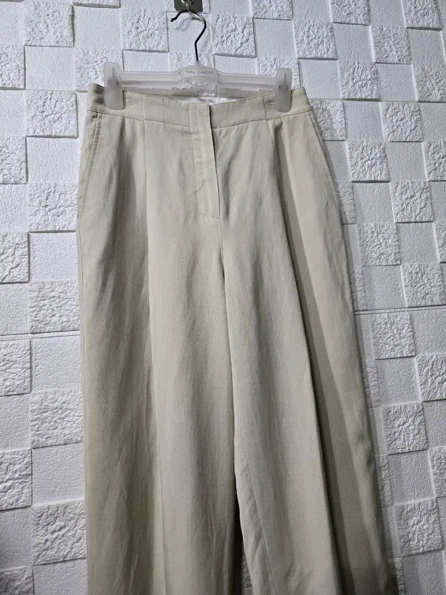 the ハイウエスト スラックス 21年